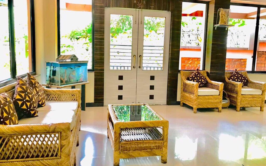 Hotel Island Park Residency